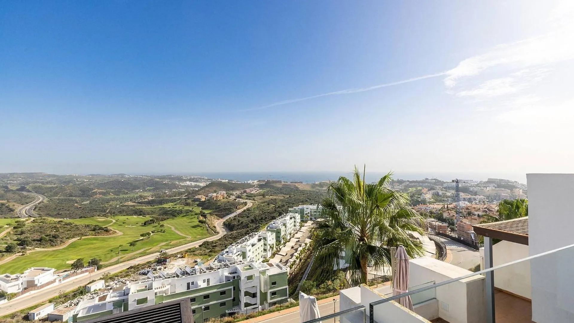 102 Stylish 2 Bed Duplex Penthouse Sea Views & Hot Tub Apartment La Cala De Mijas