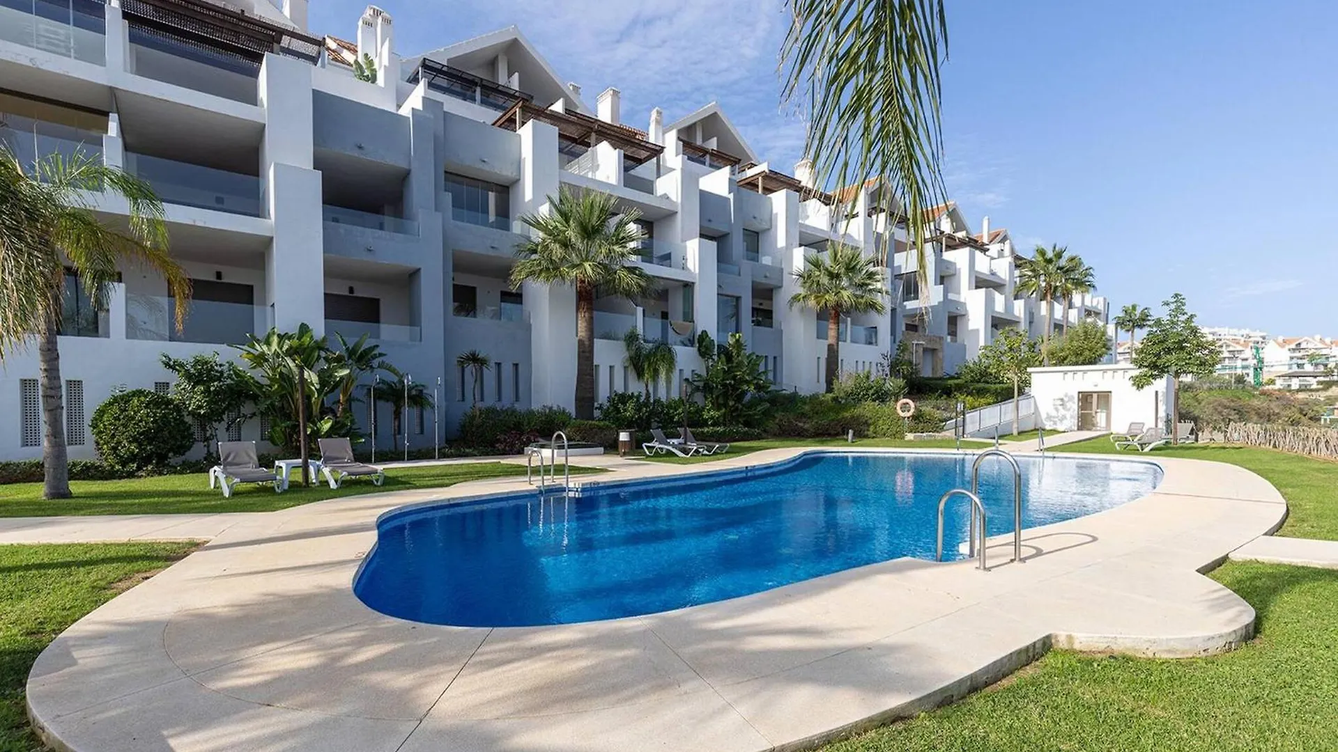 102 Stylish 2 Bed Duplex Penthouse Sea Views & Hot Tub Apartment La Cala De Mijas Spain