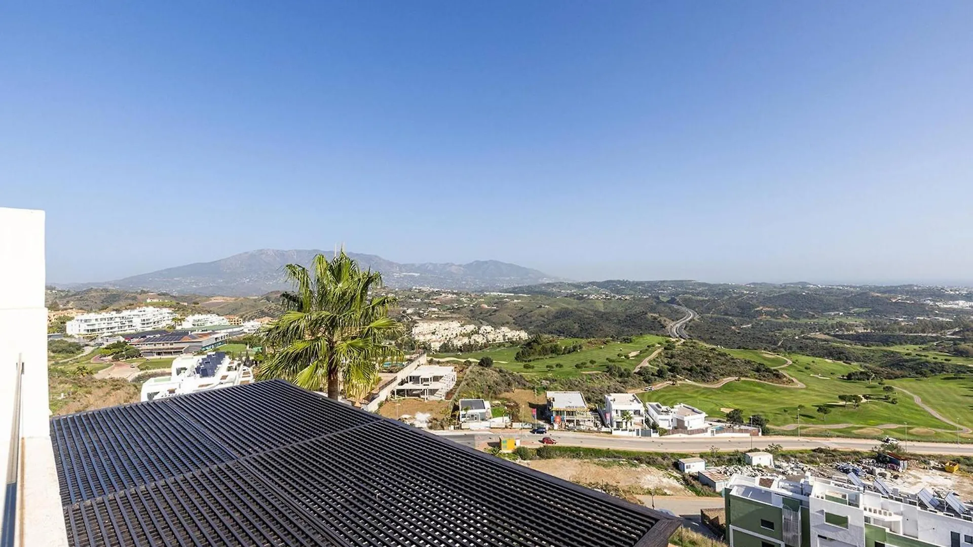 102 Stylish 2 Bed Duplex Penthouse Sea Views & Hot Tub Apartment La Cala De Mijas