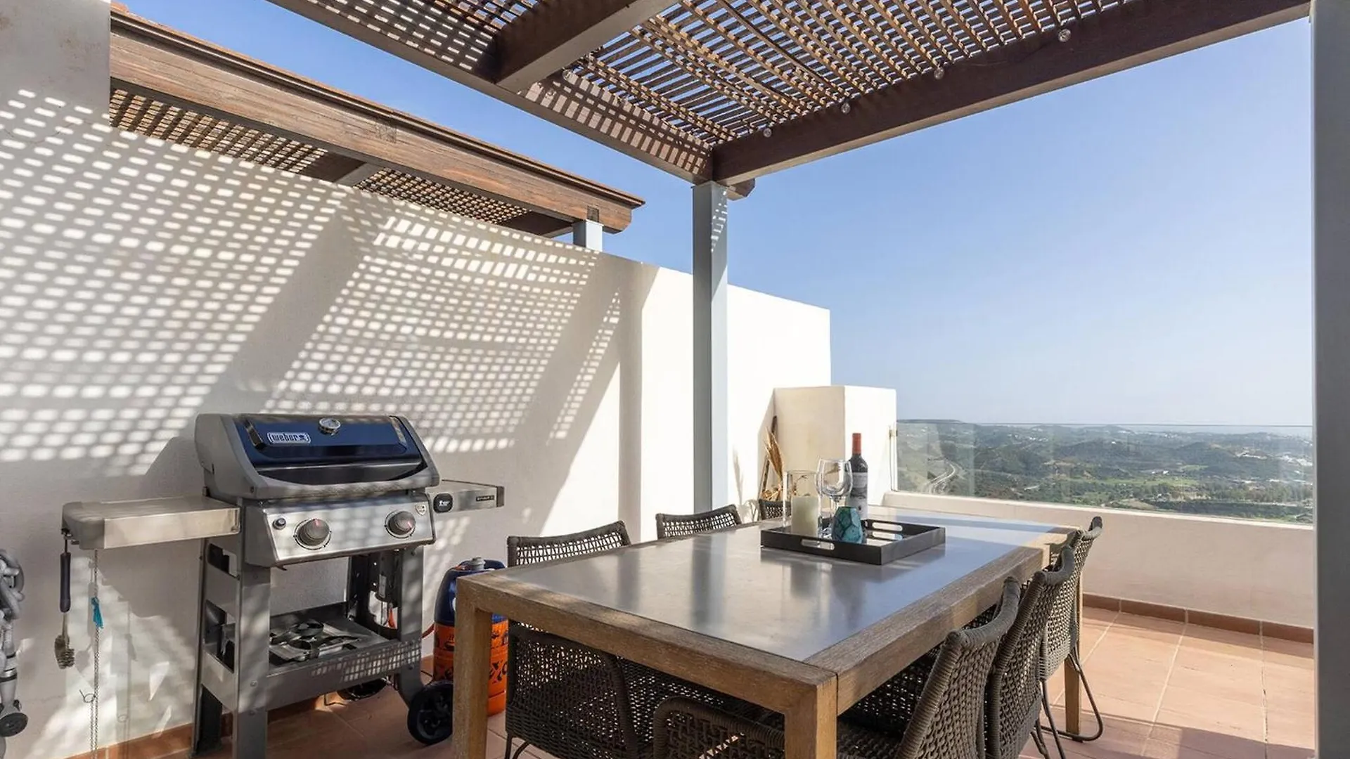 102 Stylish 2 Bed Duplex Penthouse Sea Views & Hot Tub Apartment La Cala De Mijas