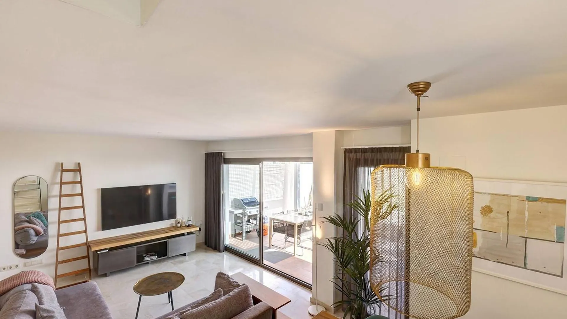 102 Stylish 2 Bed Duplex Penthouse Sea Views & Hot Tub Apartment La Cala De Mijas