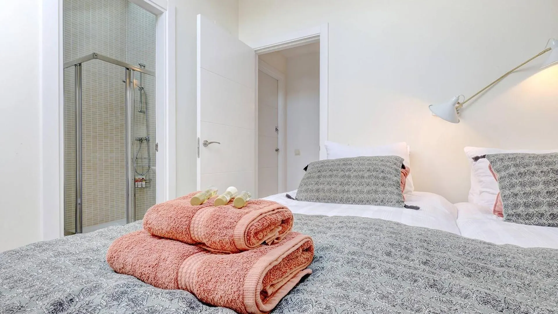 102 Stylish 2 Bed Duplex Penthouse Sea Views & Hot Tub Apartment La Cala De Mijas