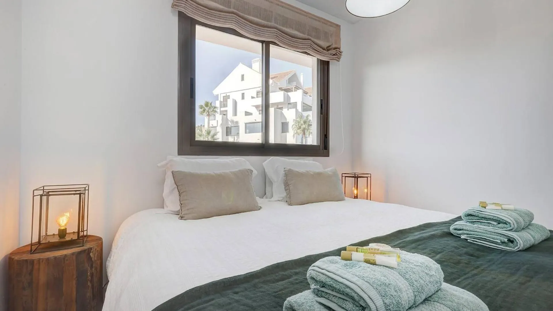 102 Stylish 2 Bed Duplex Penthouse Sea Views & Hot Tub Apartment La Cala De Mijas