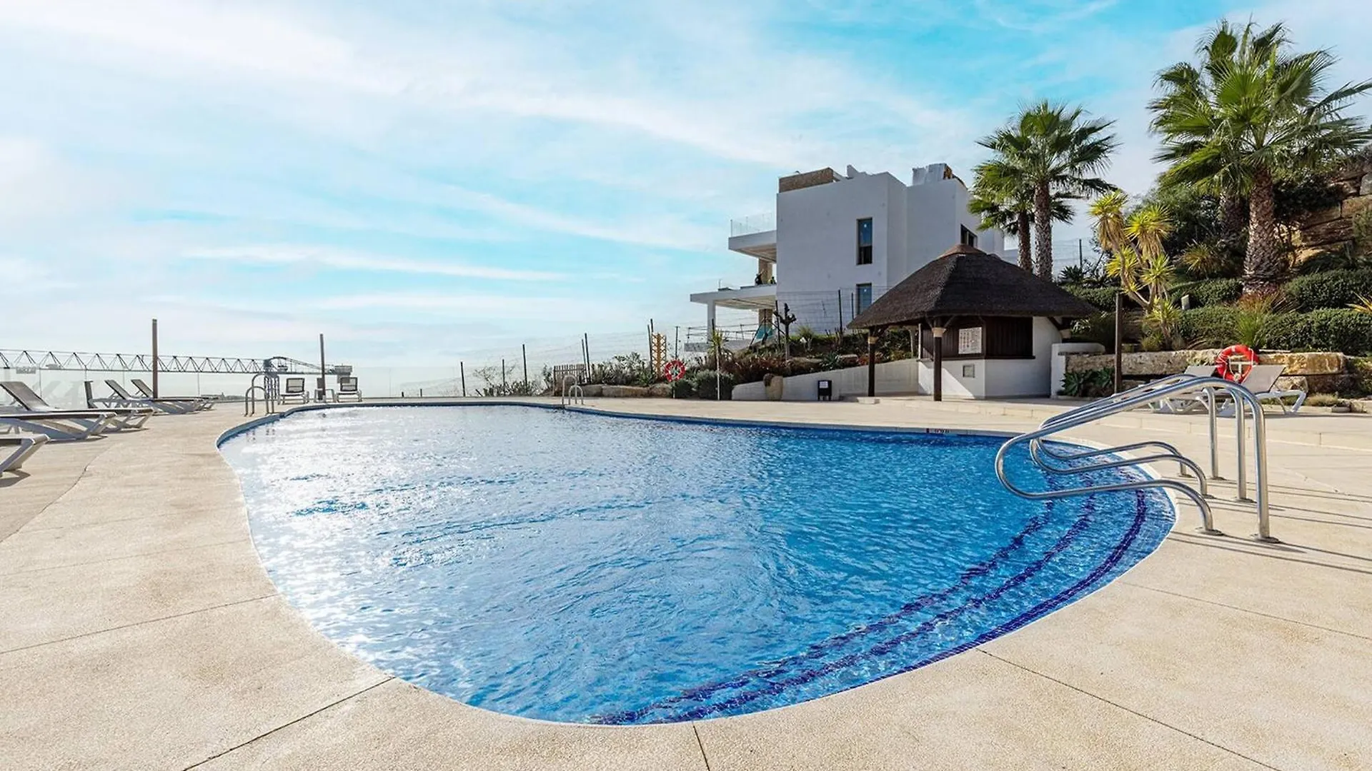 102 Stylish 2 Bed Duplex Penthouse Sea Views & Hot Tub Apartment La Cala De Mijas