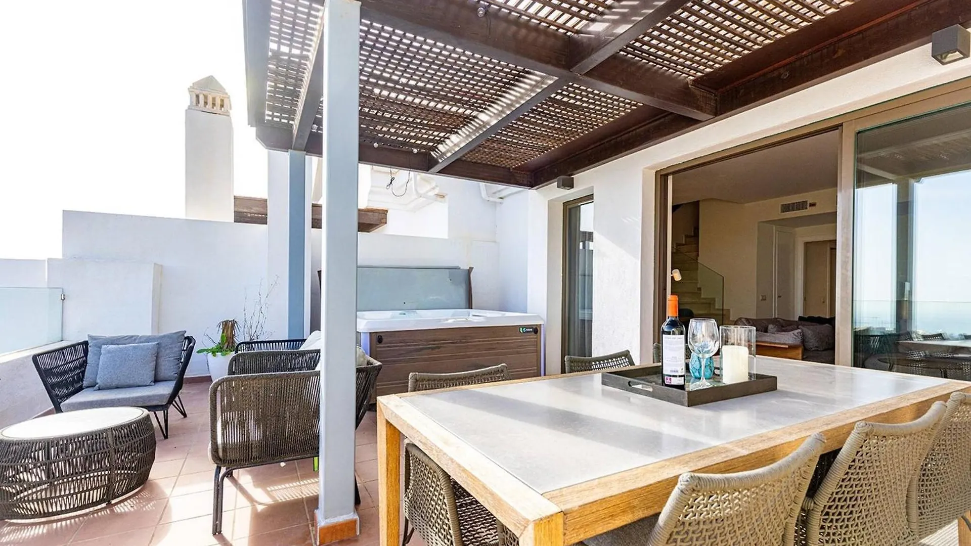 102 Stylish 2 Bed Duplex Penthouse Sea Views & Hot Tub Apartment La Cala De Mijas